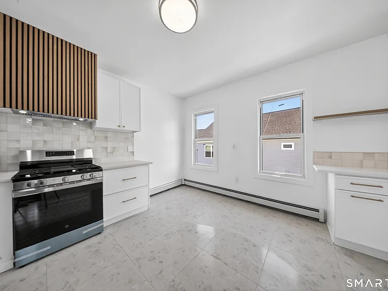 259 Laurel Ave #2 — Photo 9