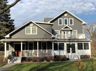 804 Highview Ave, Glen Ellyn, IL 60137