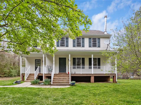 403 Black Gum Rd, West Point, VA 23181