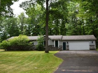 9333 Dahlia Dr, Minocqua, WI 54548
