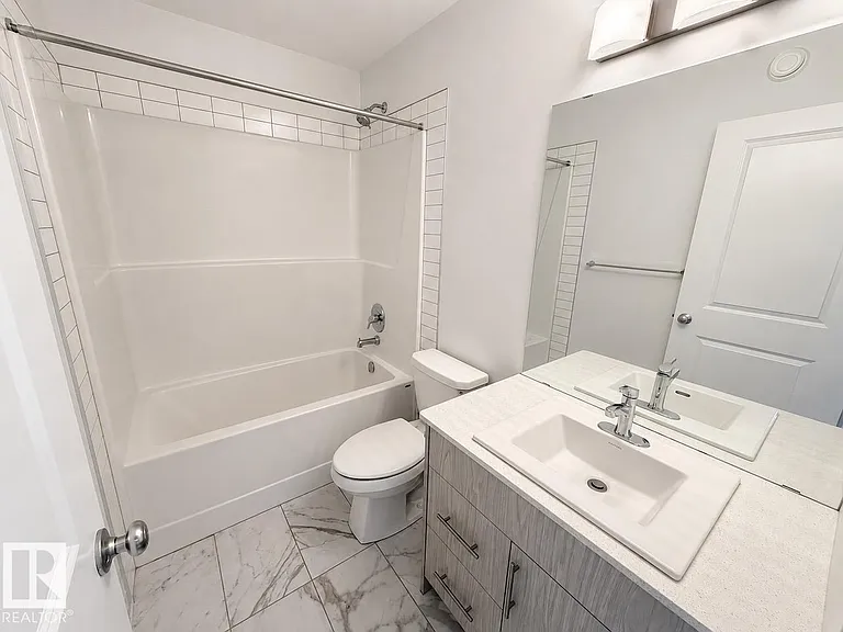 2957 Coughlan Grn SW — Photo 18