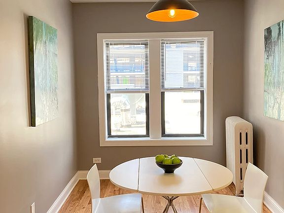 5th image of 637 W Cornelia Ave #16851048