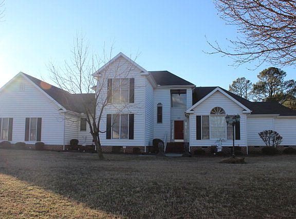 2nd image of 35 James Madison Ct