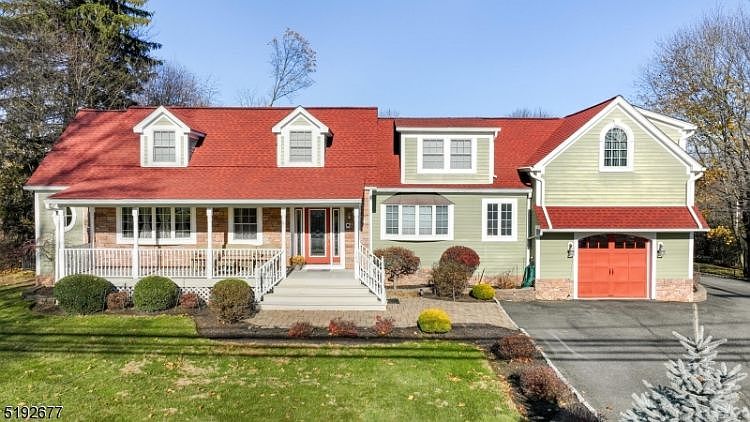 2nd image of 284 Malapardis Rd
