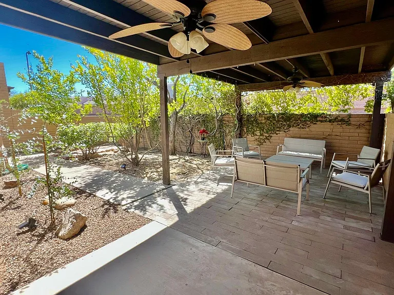 5010 E South Regency Cir — Photo 21