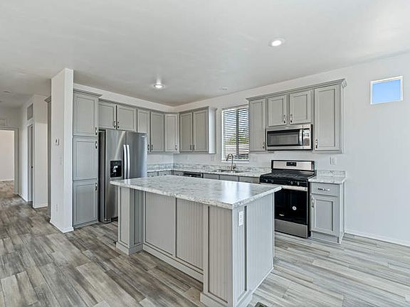 4th image of 1304 E Bell Rd Lot 31