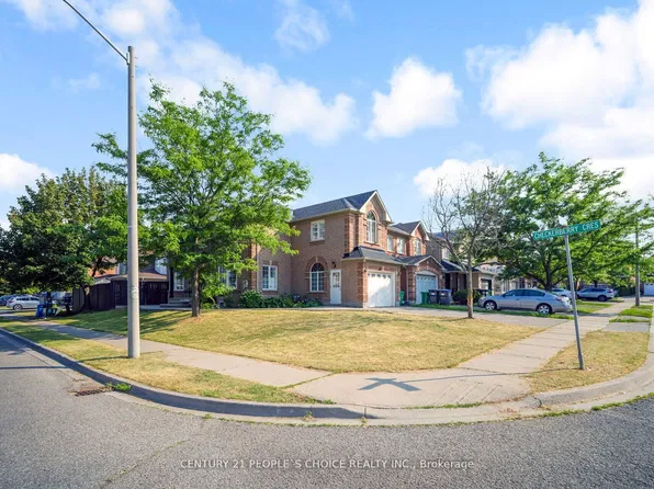 2 Checkerberry Cres, Brampton, ON L6R 2T2