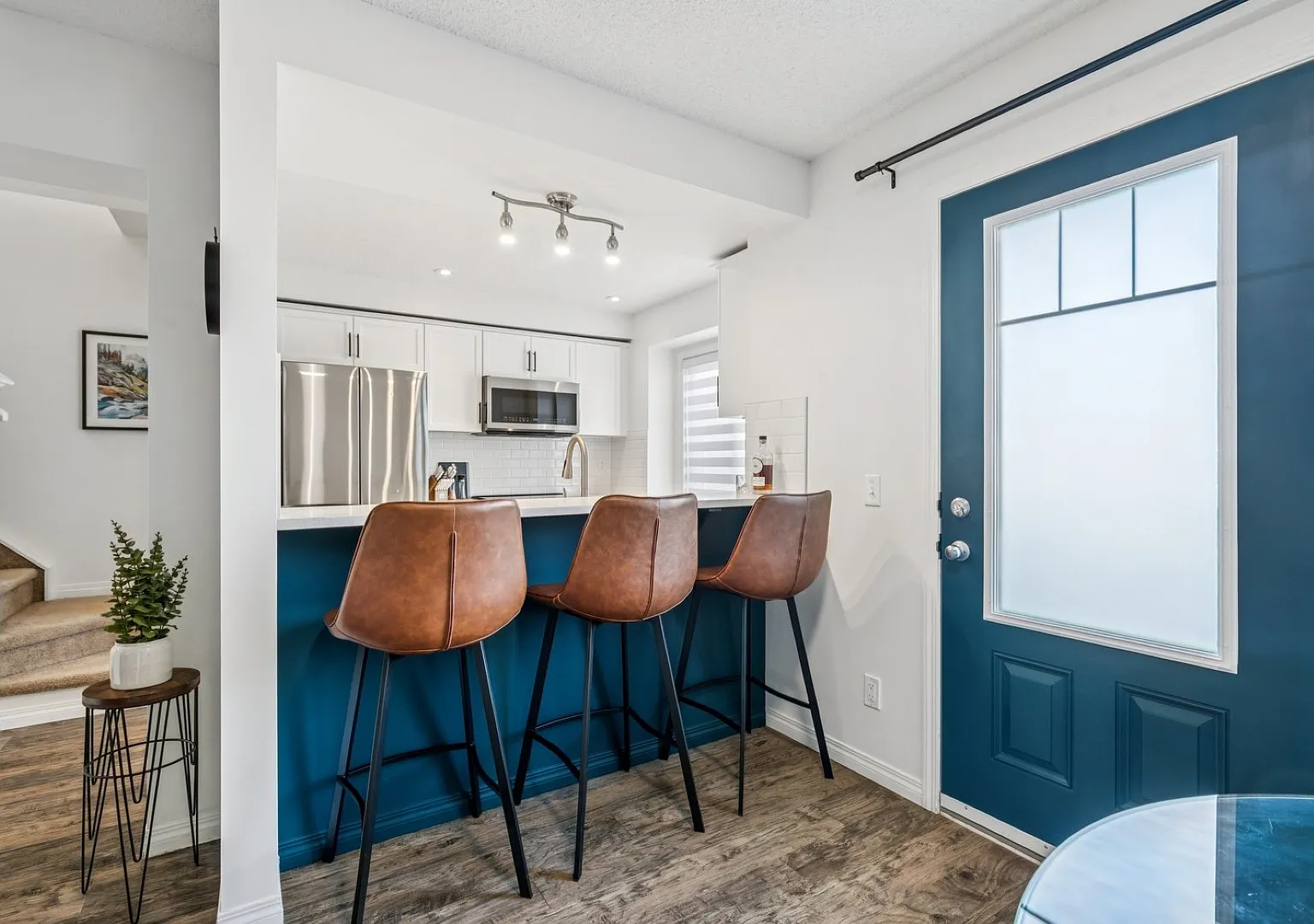 321 Windstone Gdns Sw — Photo 4