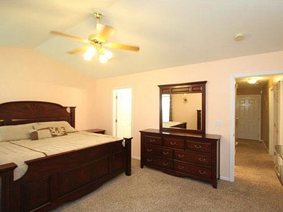 2nd image of 109 Egret Ct