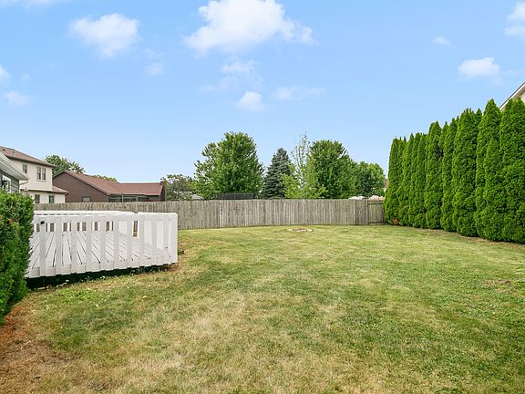 4th image of 140 Old Darby Ln