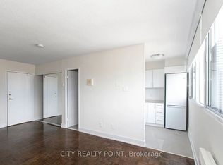 33 Isabella St #1205-C08, Toronto, ON M4Y 2P7