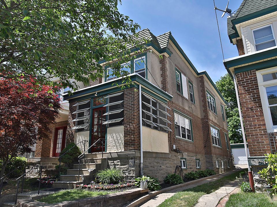 2nd image of 644 Hermitage St