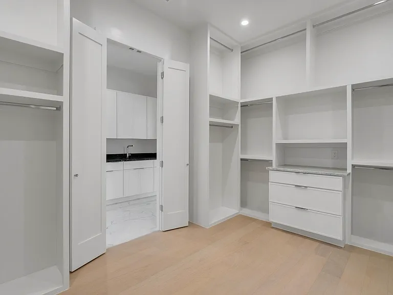 3813 Cortez Dr — Photo 13