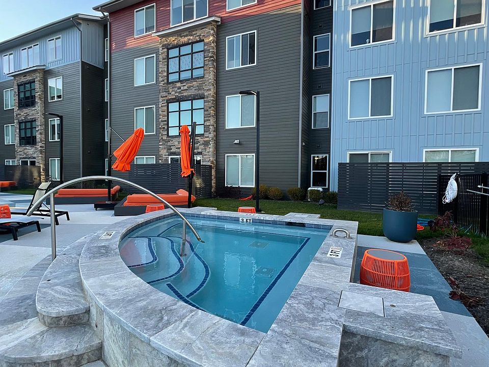 1st image of 1619 Patrick Henry Dr #0