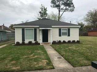 4645 Saint Ferdinand Dr, New Orleans, LA 70126