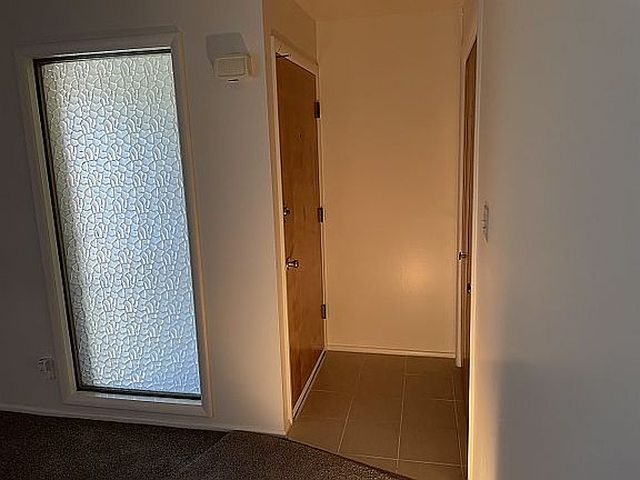 3rd image of 184 N I St APT 4