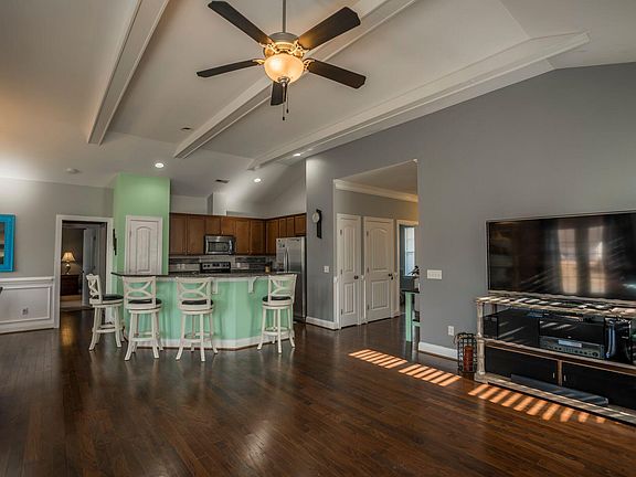 4th image of 4984 Alamance Drive