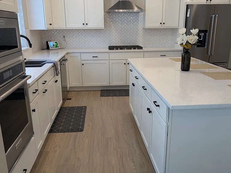 6356 N Emporia Ct — Photo 6