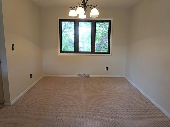 5th image of 3502 Fawnridge Dr