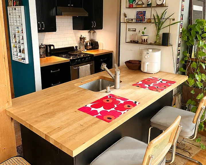 7 Adams St #4 — Photo 3