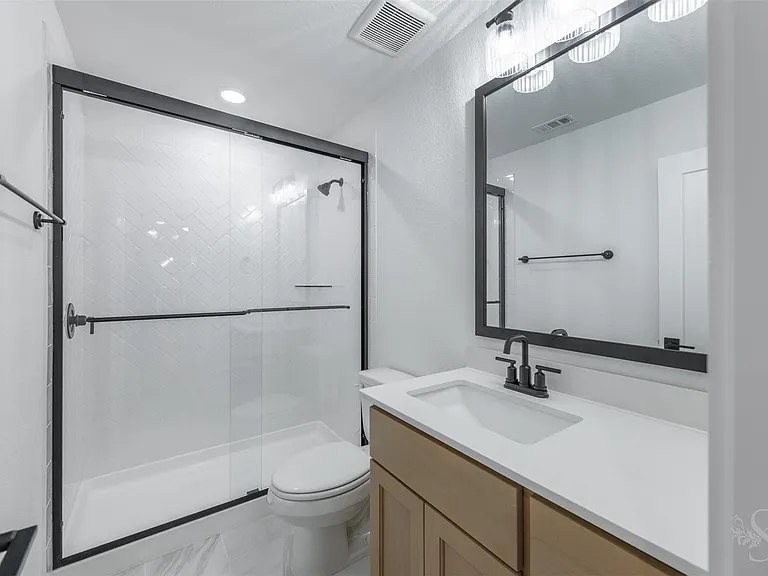 4318 Driftrose Dr — Photo 41