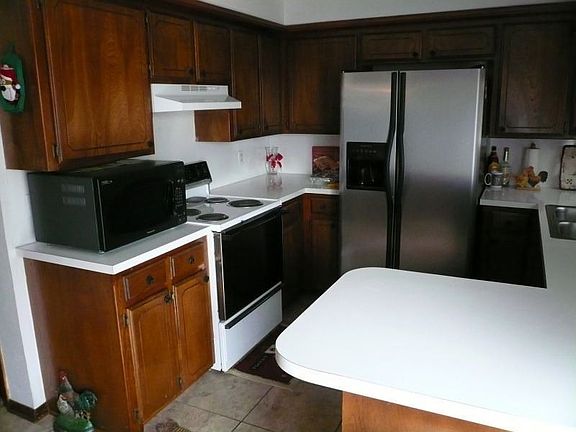 4th image of 2311 NW 78th St