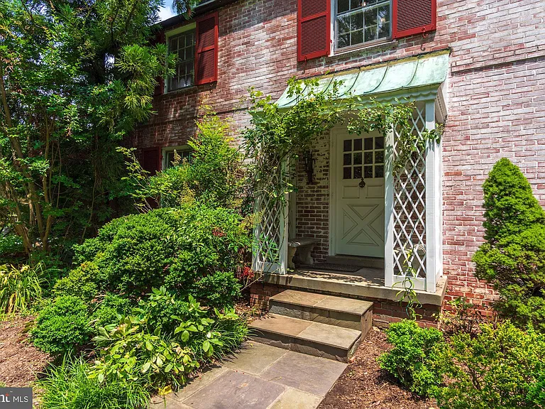 5013 Brookdale Rd — Photo 3