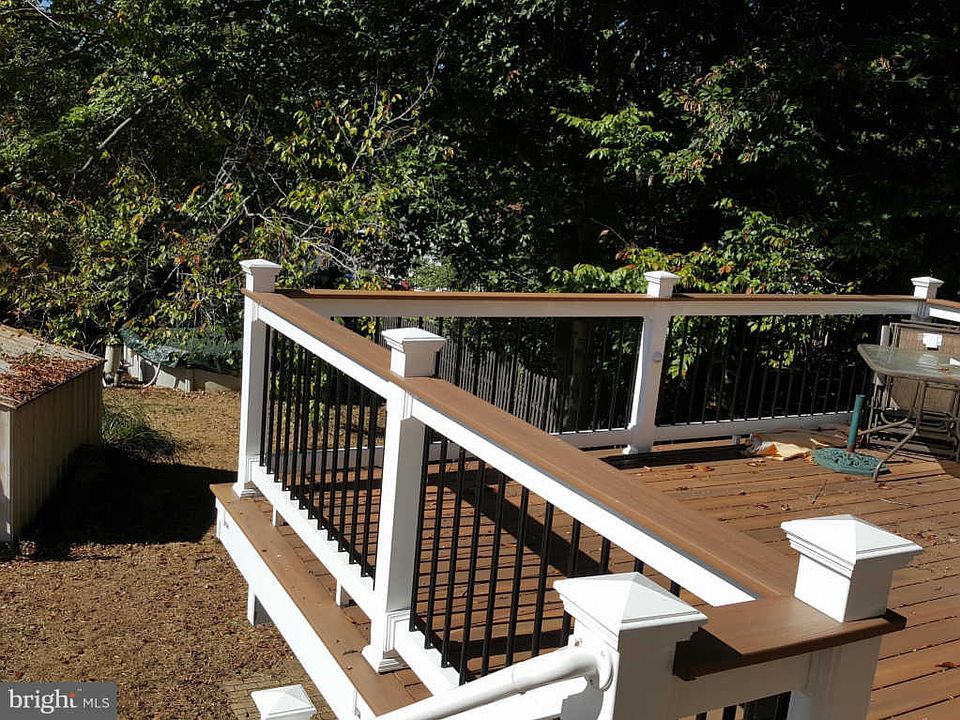 1st image of 13734 Moccasin Ct