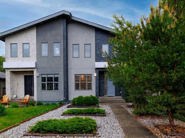 2430 S 28th Ave SW, Calgary, AB T2T 1K9