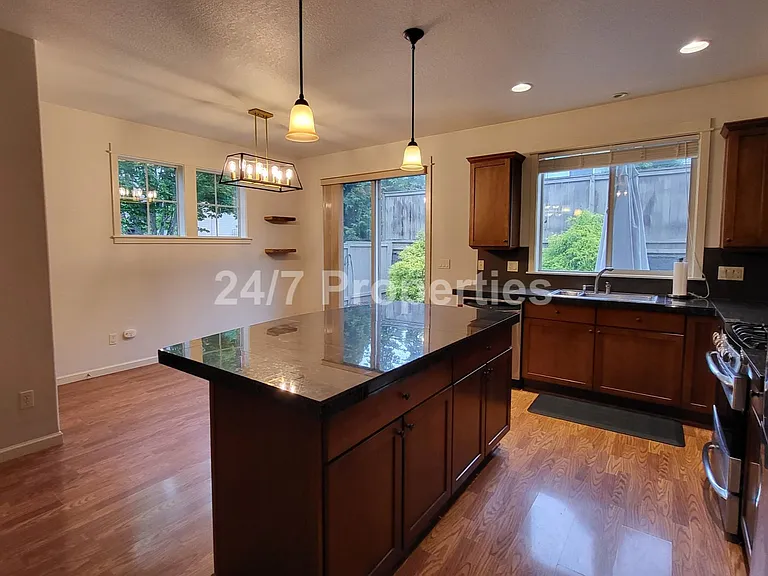 15469 SE Eckert Ln — Photo 3