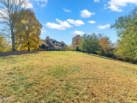 4th image of 9020 Bass Ln