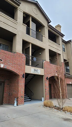 180 Poplar St #L Photo 1