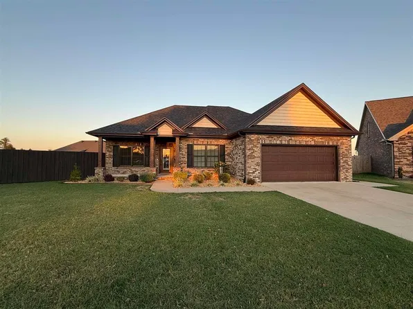 6401 Thorn Ridge Xing, Owensboro, KY 42301