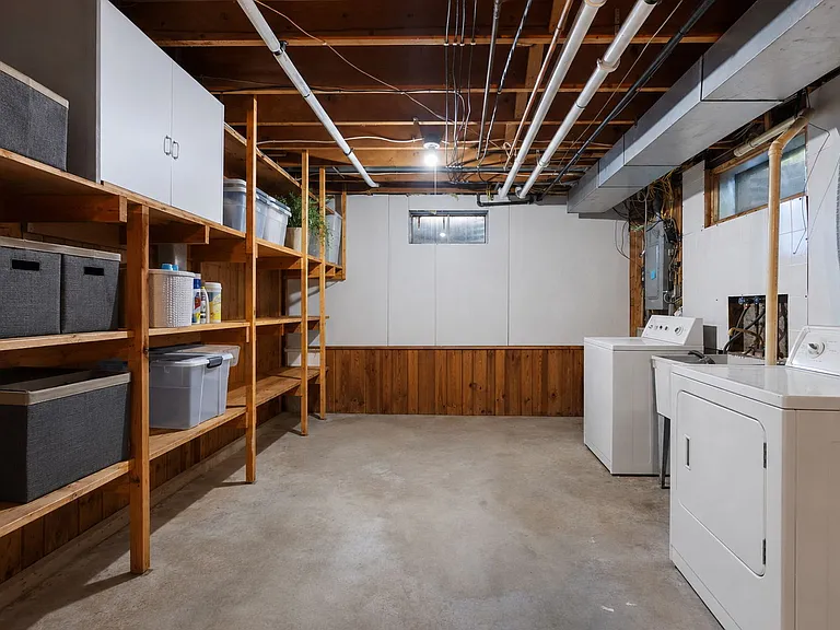 3622 Rolling Hill Dr — Photo 37