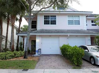 3041 NW 30th Ave, Oakland Park, FL 33311
