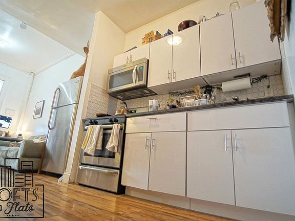 5th image of 51 Stanhope St #1R