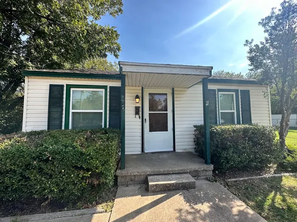 210 S Fox Dr, Midwest City, OK 73110