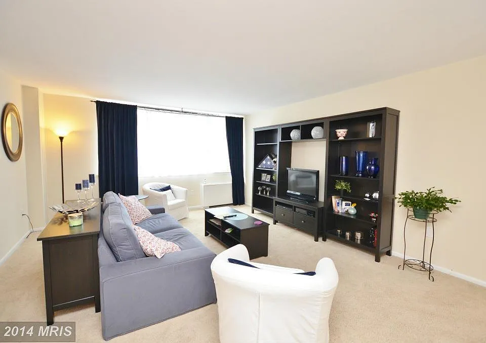 4401 Cherry Hill Rd #28