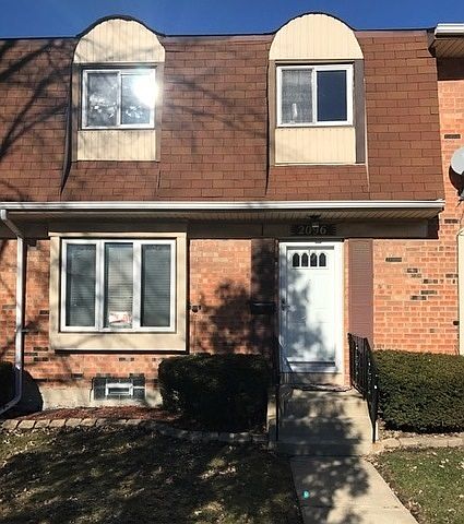 1st image of 2096 Euclid Ln