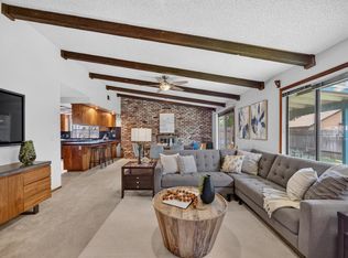 5522 Engle Rd, Carmichael, CA 95608