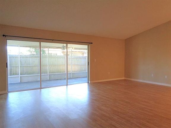 2nd image of 1330 Flaxwood Ave