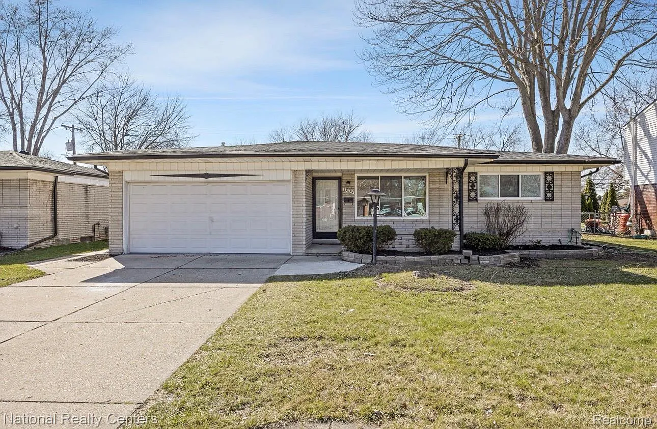 33859 Sebastian Lane Dr photo 1
