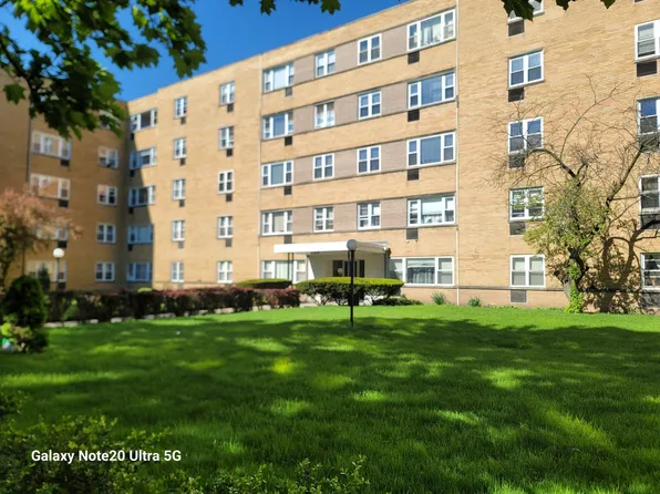 6160 N Damen Ave #A301, Chicago, IL 60659