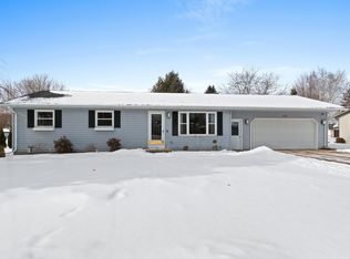 109 Ridge Rd, Clintonville, WI 54929