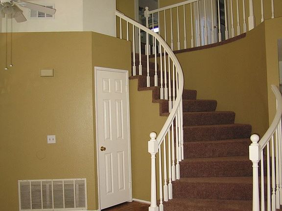 4th image of 9502 Shadow Springs Dr