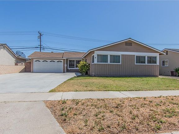 2nd image of 6822 San Pasqual Cir