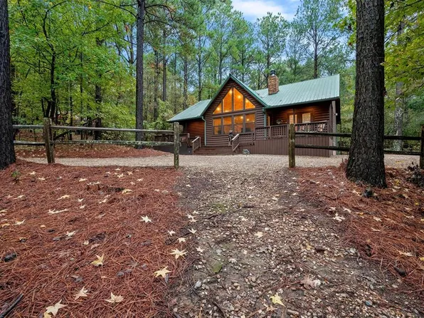 553 Southern Hills Cir, Broken Bow, OK 74728