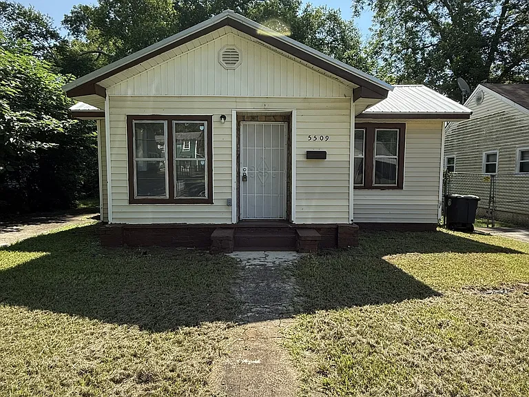5509 Court P — Photo 1