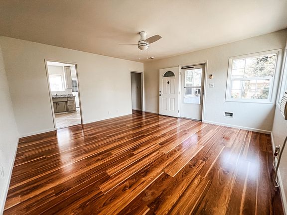 2nd image of 11716 Lakewood Blvd