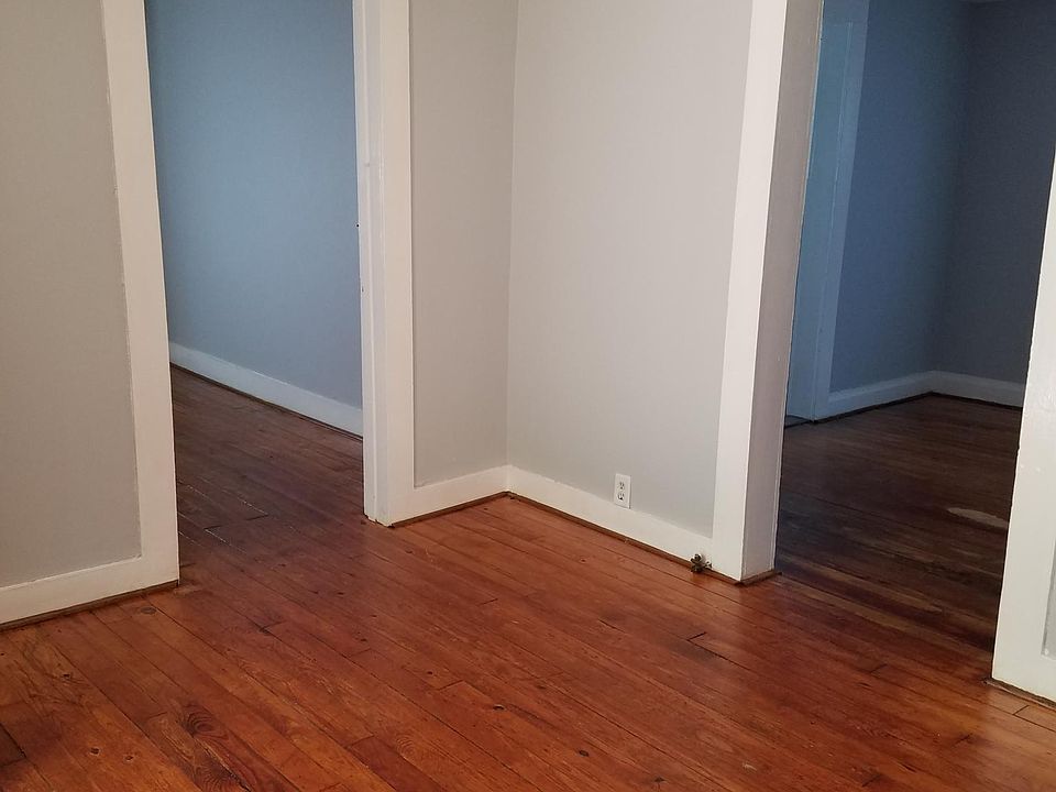 1st image of 538 1/2 27th St